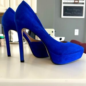 Gianni Bini Royal Blue Platform Heel